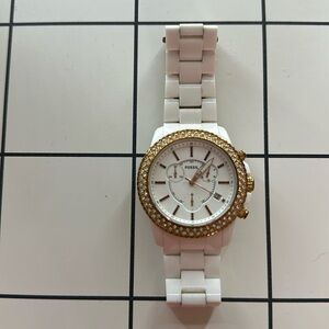 white fossil watch